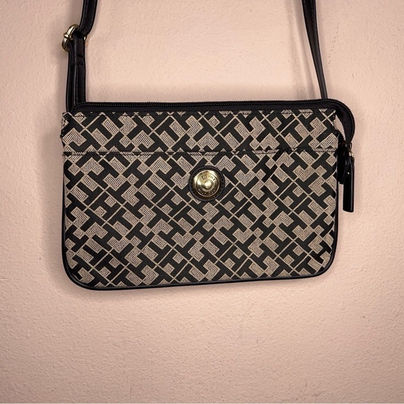 TOMMY HILFIGER CROSSBODY PURSE LOGO BEIGE BROWN TRAVEL LIGHTWEIGHT - Picture 2 of 10